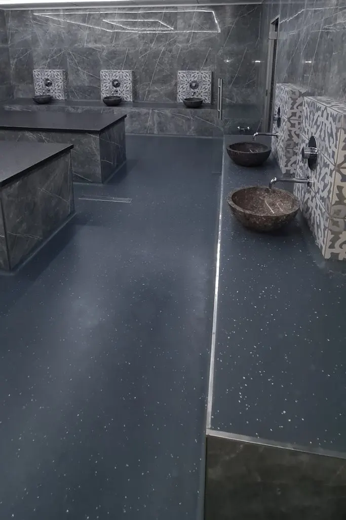 Sfeervolle hammam met warme steen